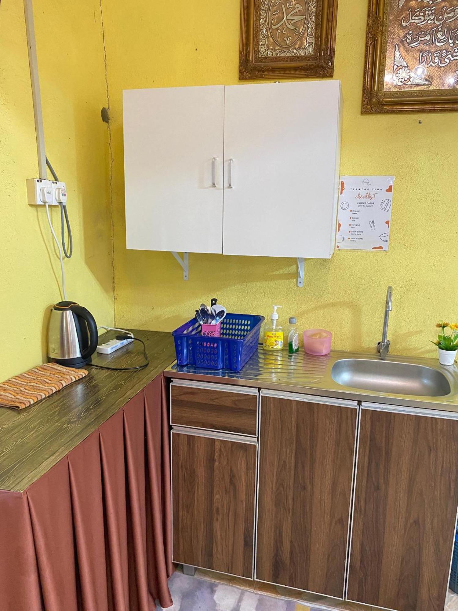 Teratak Tiga Homestay Padang Besar Kaki Bukit Exterior foto